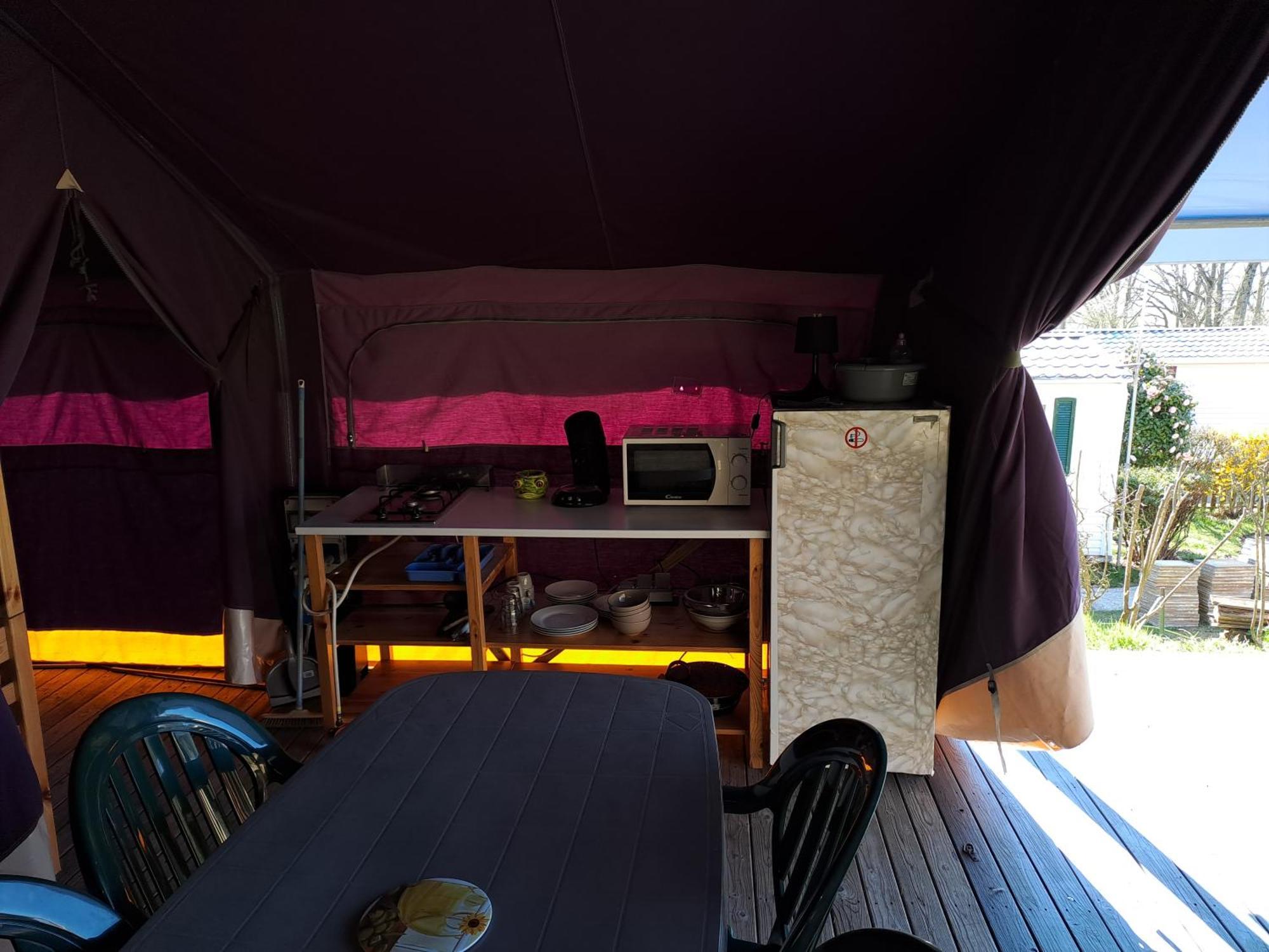 Camping Le Bois Jahan Brunelles Bagian luar foto