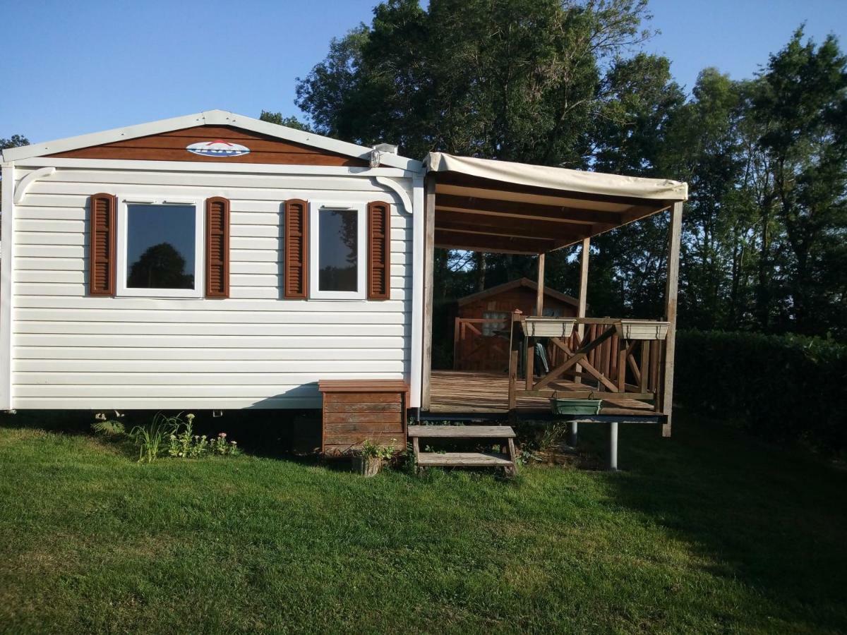 Camping Le Bois Jahan Brunelles Bagian luar foto
