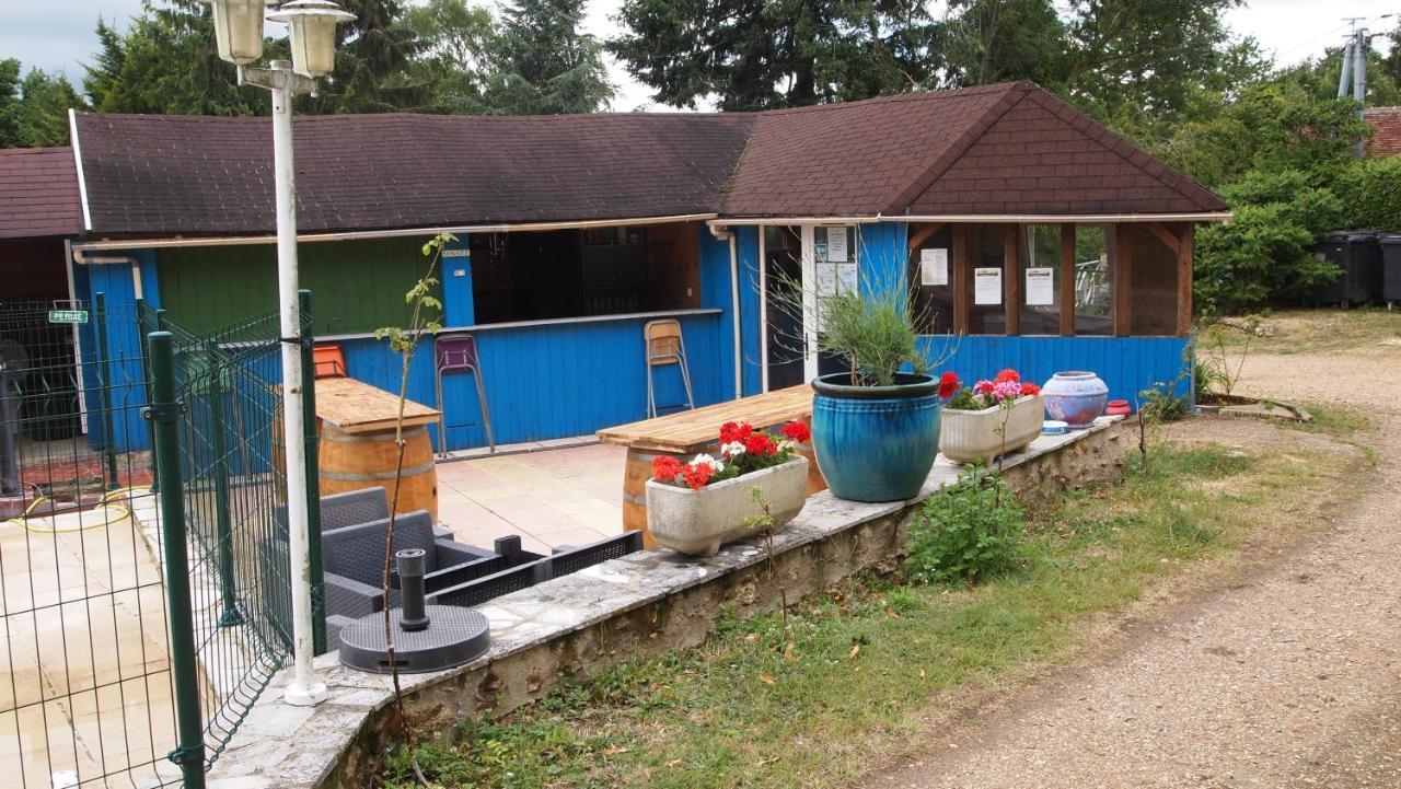 Camping Le Bois Jahan Brunelles Bagian luar foto