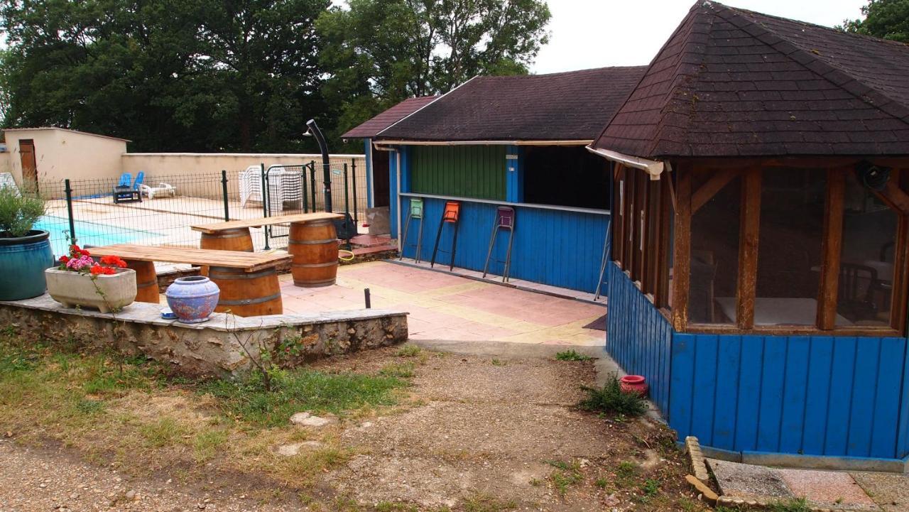 Camping Le Bois Jahan Brunelles Bagian luar foto