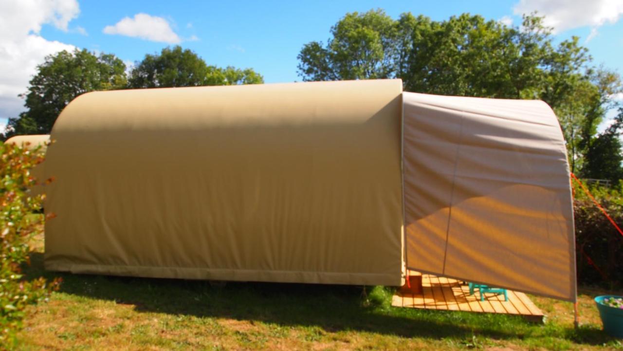 Camping Le Bois Jahan Brunelles Bagian luar foto